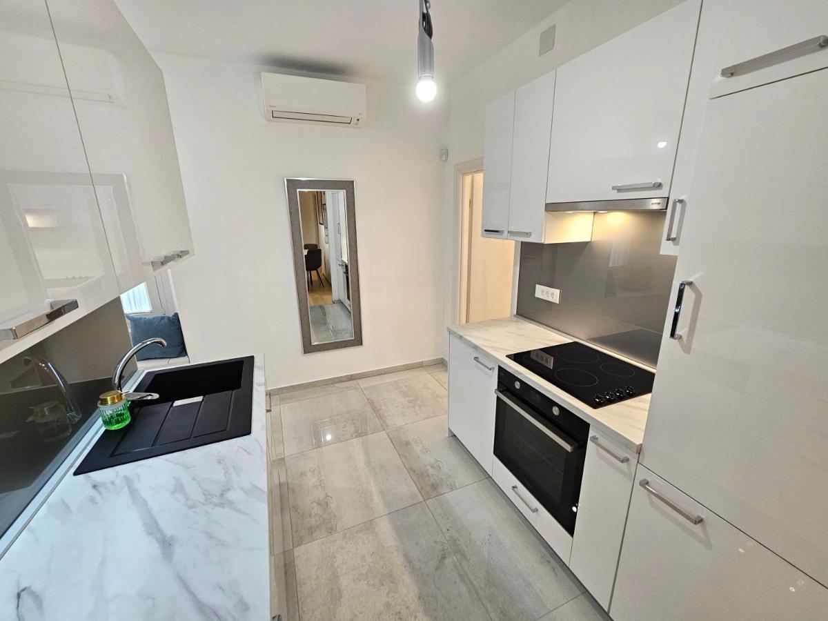 Cosy&Lux On Main Square, Korzo Rijeka Apartment Екстериор снимка